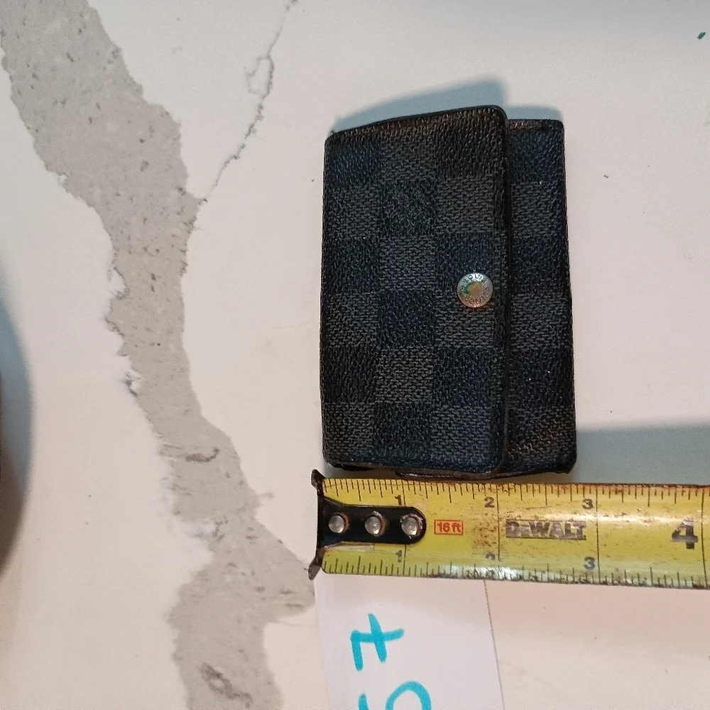 Auth Louis Vuitton Damier Graphite Multicle 6 Key Holder Case